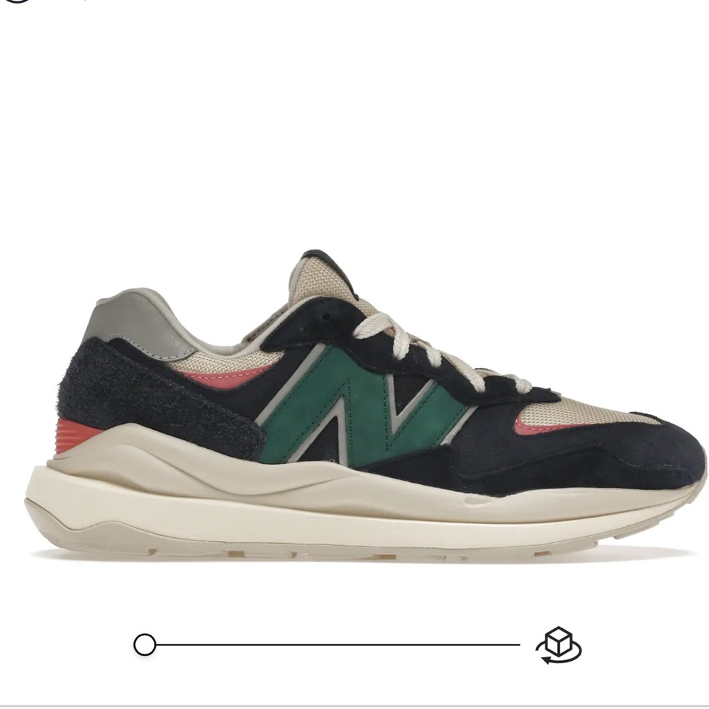 RARE NEW BALANCE 5740 LUNAR NEW YEAR 2022 size 8.5 women worn once